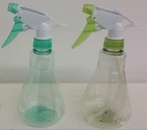 BOUTEILLE SPRAY EN PLASTIQUE